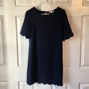 Navy Scalloped Hem Short Sleeve Dress